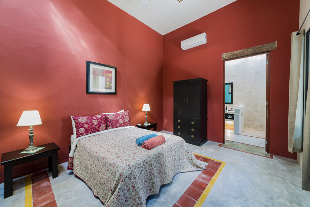 Book a bed and breakfast in Merida